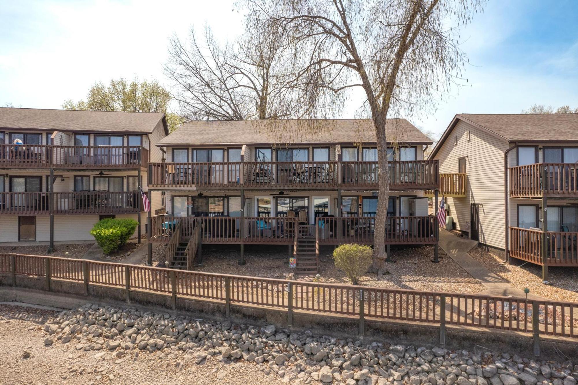 オーセージ・ビーチ Weston Pointヴィラ エクステリア 写真